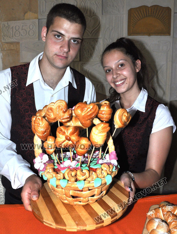 Ревю на средното образование за втори път в Хасково