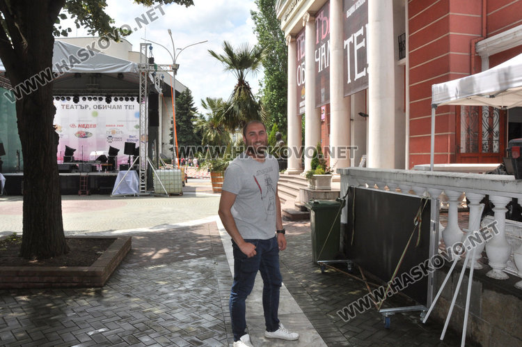 "Театър, обичам те!" със звезден старт, музикална сцена и графити фест /програма/