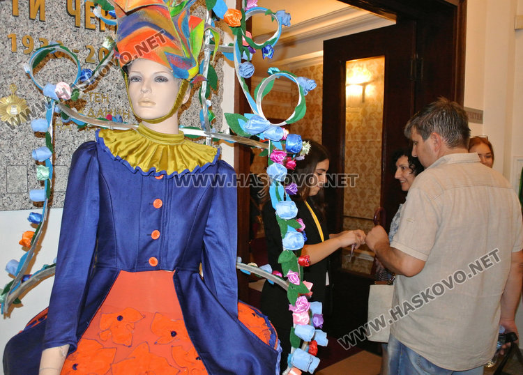 „Остава“ на троен бис затвори първата вечер на „Театър, обичам те!“