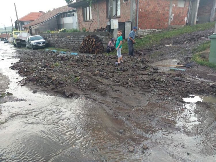 Вода заля Воден