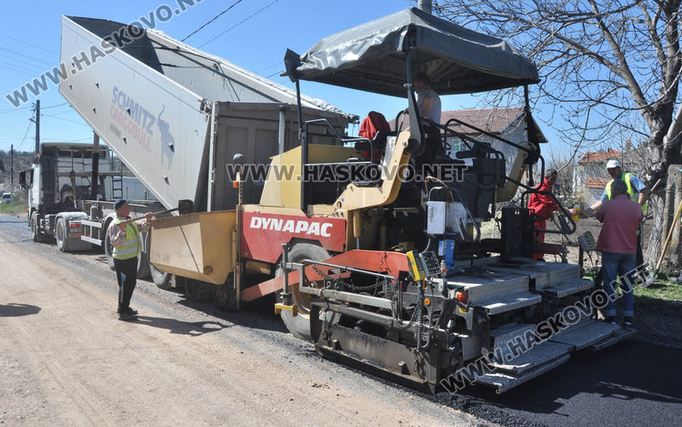 Едномесечен срок кой ще чакълира пътищата по селата и в Хасково за 200 бона
