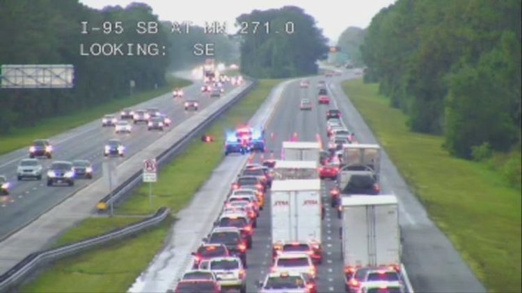 Гръм уби моторист на магистрала във Флорида