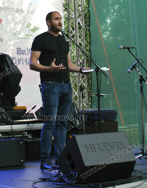 „Остава“ на троен бис затвори първата вечер на „Театър, обичам те!“