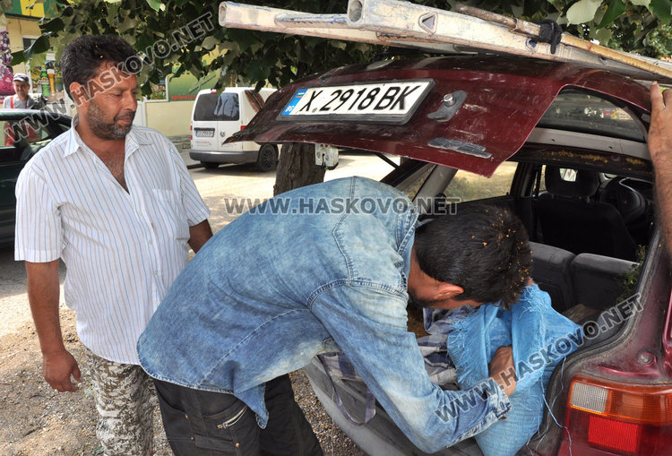 Ангел Калайджията: 40 000 лева изкарваме от метене на липа