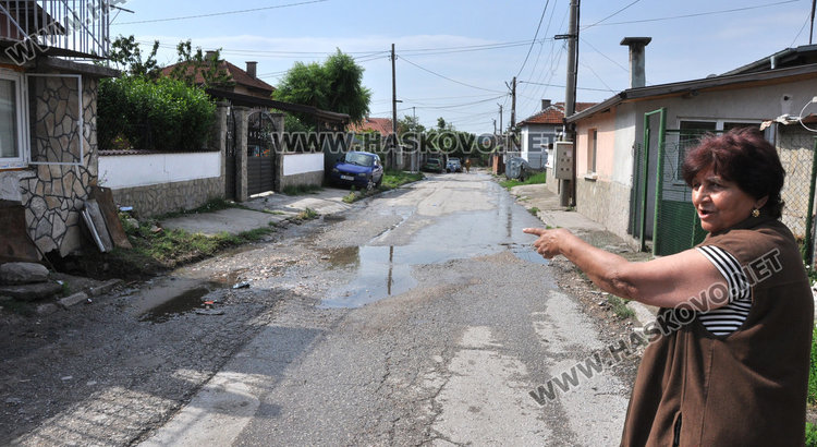 Наводнения в "Болярово" и "Република". ВиК: имаме 10 канализации за отпушване