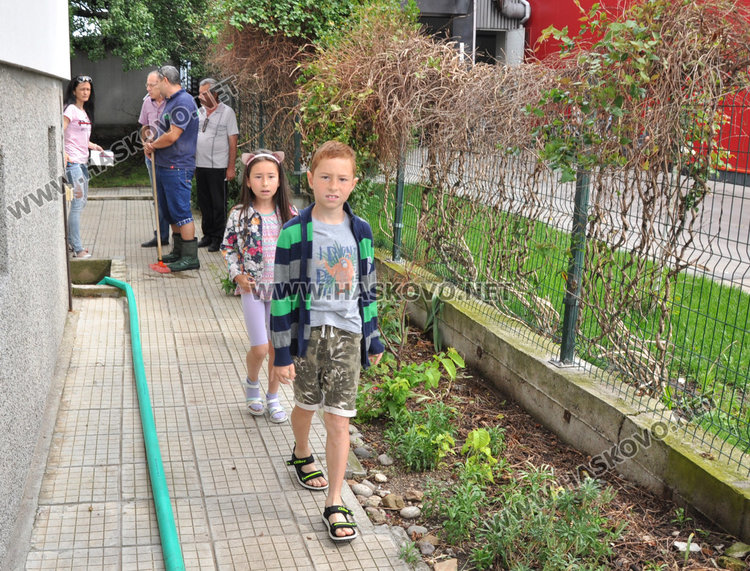 Наводнения в "Болярово" и "Република". ВиК: имаме 10 канализации за отпушване