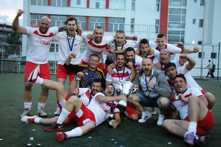 „Мастило“ вдигна трофея в „Лига Кърджали“