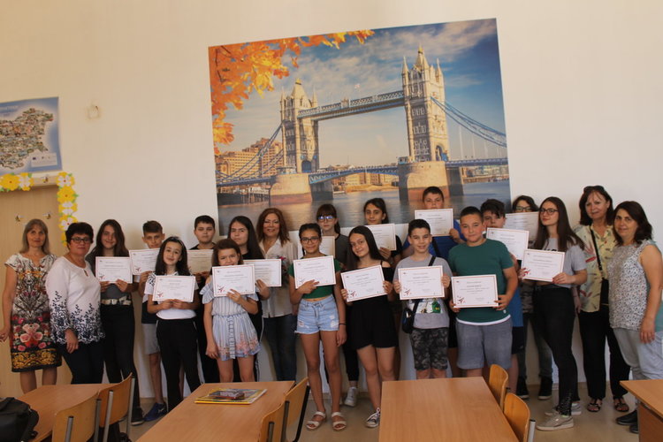 Йовковци получиха сертификатите си от Кеймбридж