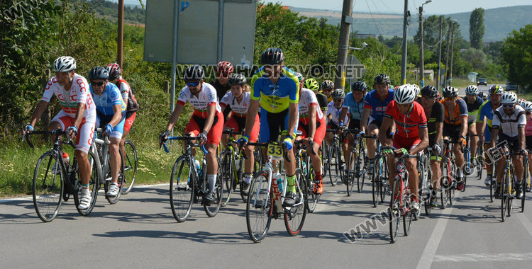 Баскетболният треньор Красен Киров отново №1 в колоездачното изкачване на Аида