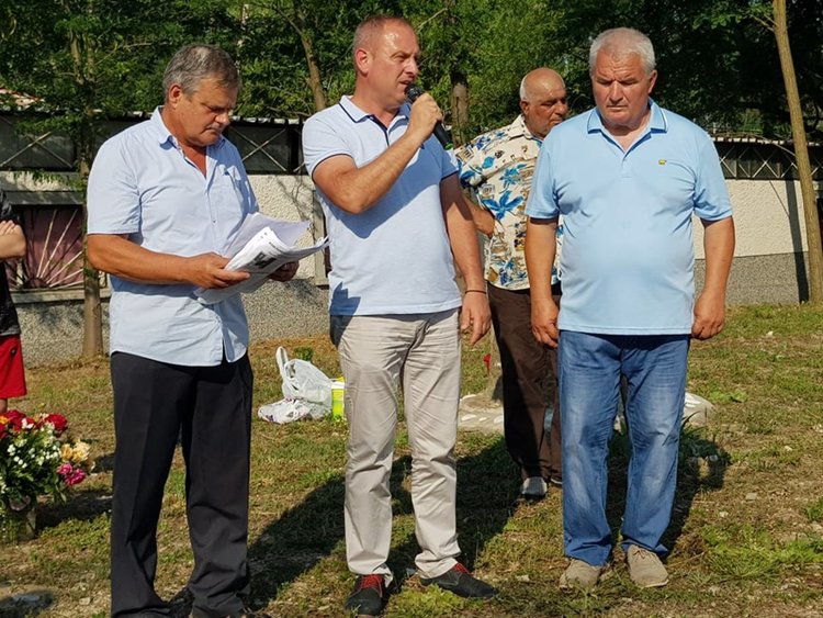 Паметна плоча на Васил Левски откриха до Поройна