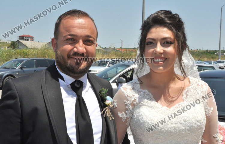 Имамът на Хасково Мюмюн Рамаданов и Фатме си казаха „Да”