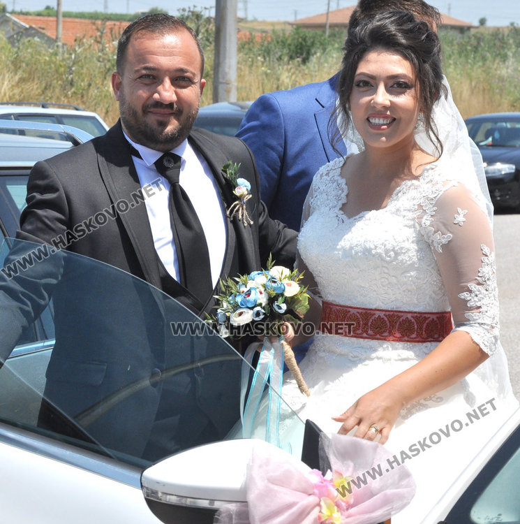 Имамът на Хасково Мюмюн Рамаданов и Фатме си казаха „Да”