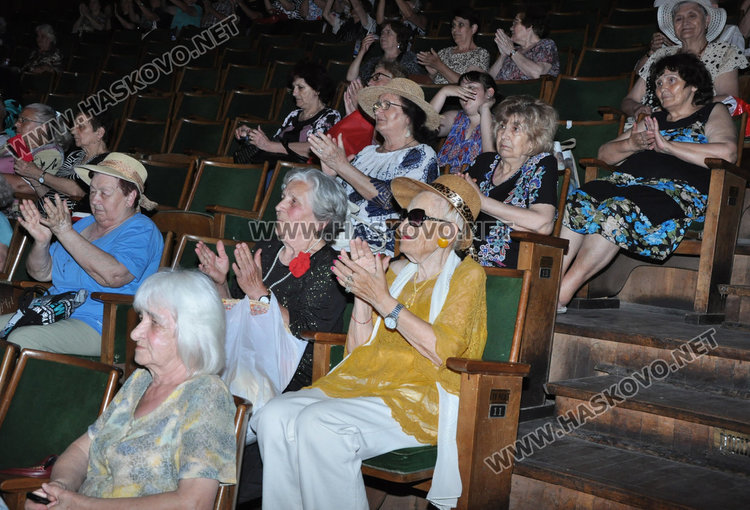 Националният конкурс „С песните на Ари“ в Хасково стартира с група „Еделвайс”