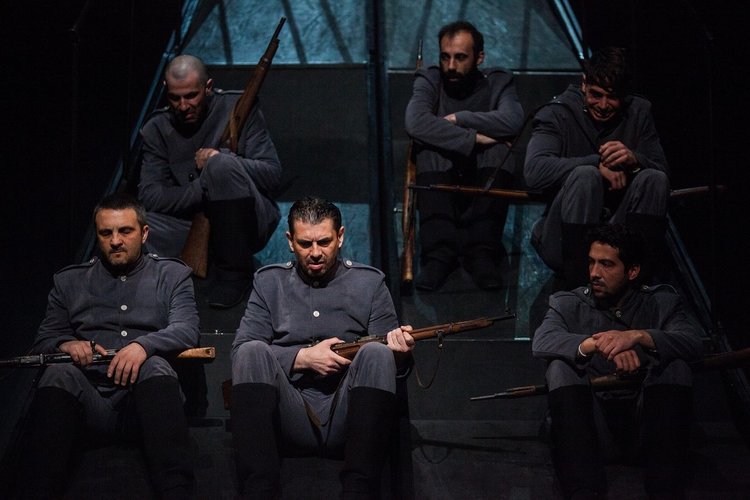 Награди за поддържащи роли -голямата изненада от „Театър, обичам те!“