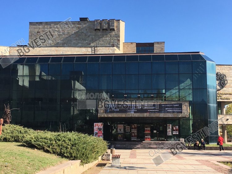 Родопски гайди и концерт на млади певци от Оперния театър в Будапеща за празника на Смолян