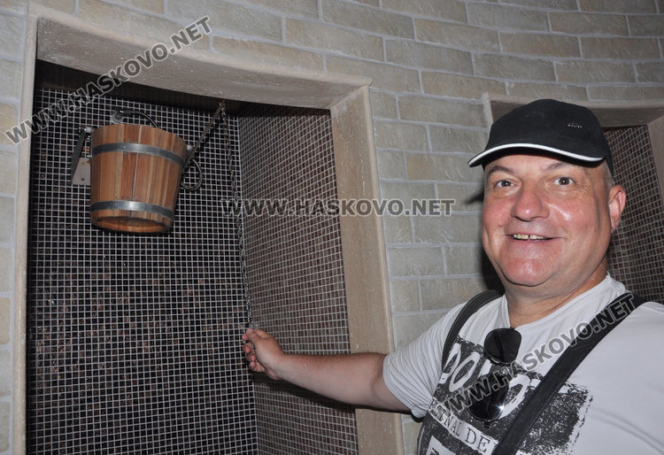 Инспектираха семейния хотел на кметски син в Минерални бани