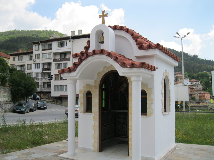 Нов параклис в Устово откриват в навечерието на Еньовден