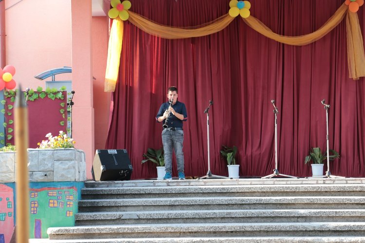 Едва 1617 лв. са събрани за камерна сцена в Градина