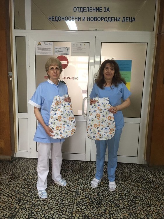 С помощта на майки от Смолян, отделението за недоносени бебета получи дарение