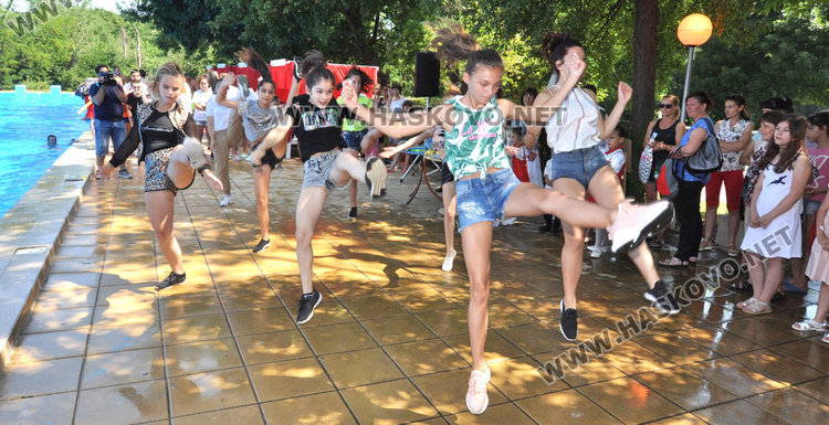 Плувно лято 2019 стартира на басейн "Химик"