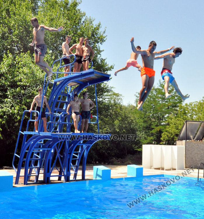 Плувно лято 2019 стартира на басейн "Химик"