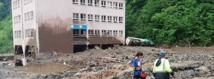 Наводнение в Турция, седем загинаха (видео)