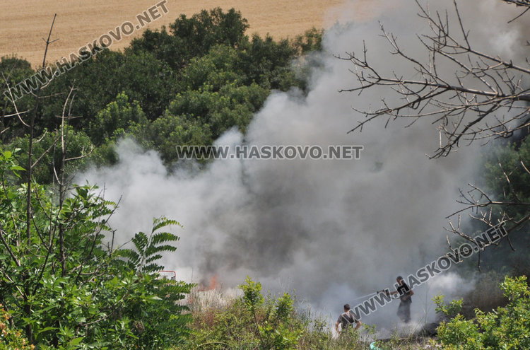 Горя бившата базата на Редки метали