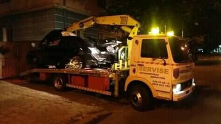 снимки на катастрофиралия автомибил - фейсбук