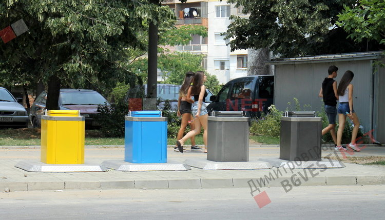 Димитровград с първите в областта подземни контейнери за отпадъци