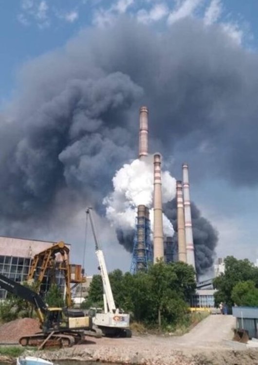 Зрелищен пожар в държавната ТЕЦ „Марица-Изток“ 2 
