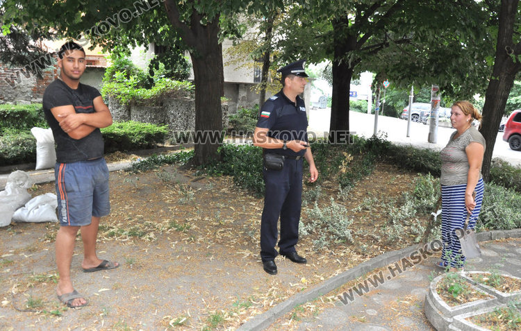 Глобиха трима роми за метене на липа в Хасково на Еньовден