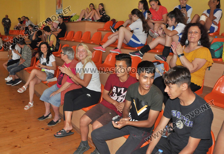 Бронз за хандбалистките на Хасково от Държавното в "Спартак"