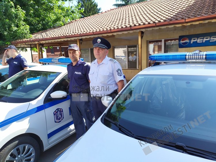 Седем нови патрулки получи МВР в Кърджали, пет ще патрулират по пътя за Маказа