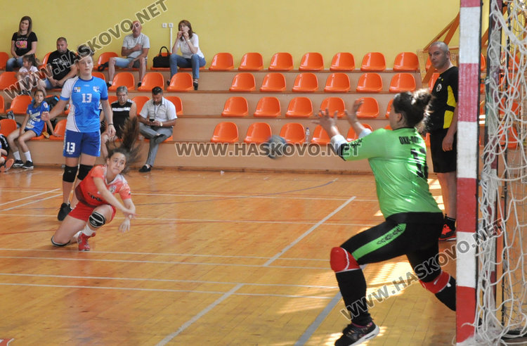 Бронз за хандбалистките на Хасково от Държавното в "Спартак"