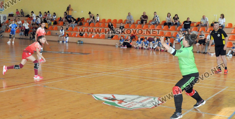 Бронз за хандбалистките на Хасково от Държавното в "Спартак"