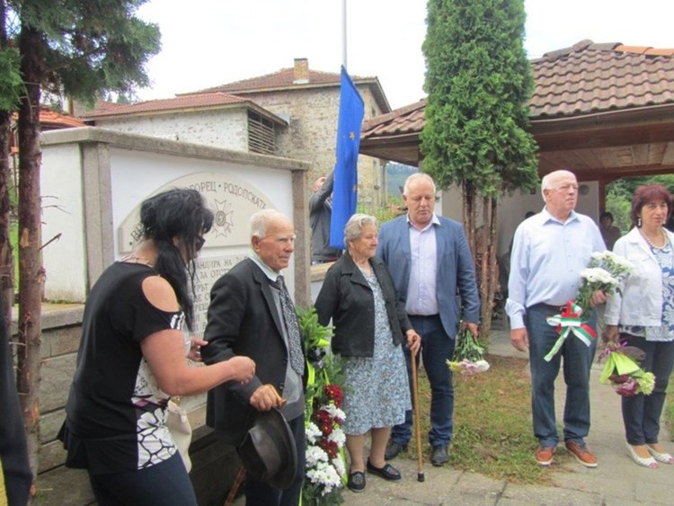 Над 600 участници пеят и свирят на третия Национален конкурс "С песните на Георги Чилингиров"