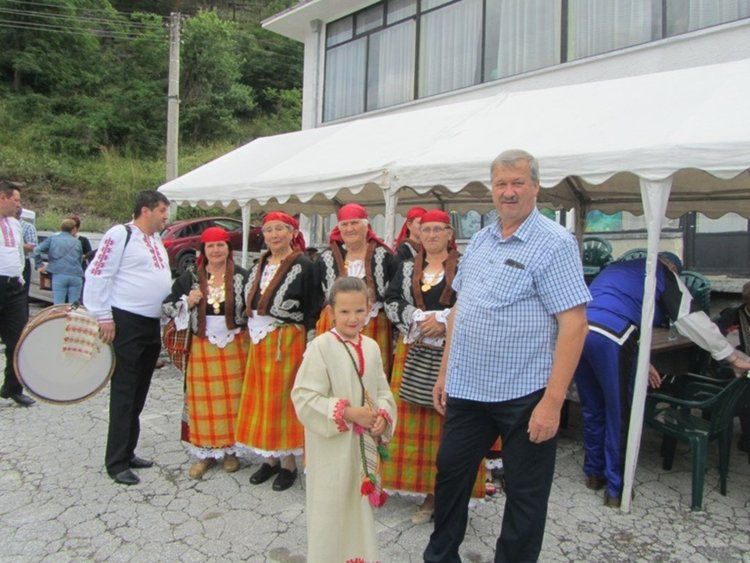 Над 600 участници пеят и свирят на третия Национален конкурс "С песните на Георги Чилингиров"