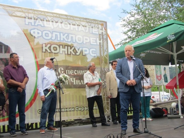 Над 600 участници пеят и свирят на третия Национален конкурс "С песните на Георги Чилингиров"