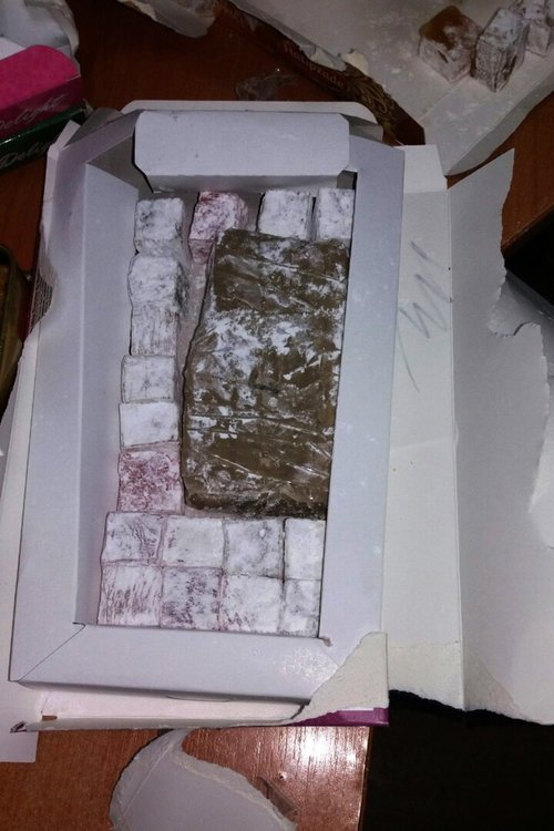 Иранец пробва да прекара хероин, маскиран като локум