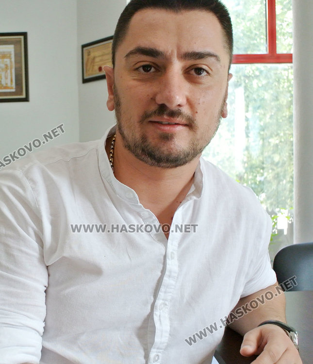 арх. Валентин Маринов