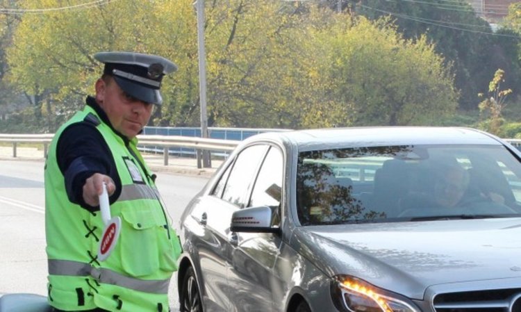 Започна операция на Пътна полиция