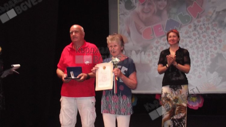 Семейство от Кърджали получи руската награда „За любов и вярност”