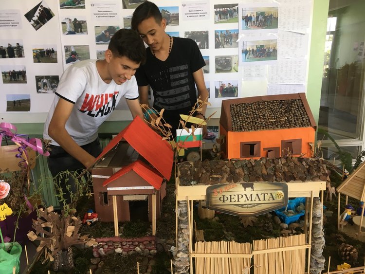 Спорт, култура и технически умения отварят прозорчета към света в Професионалната гимназия по транспорт и аграрни технологии в Хасково