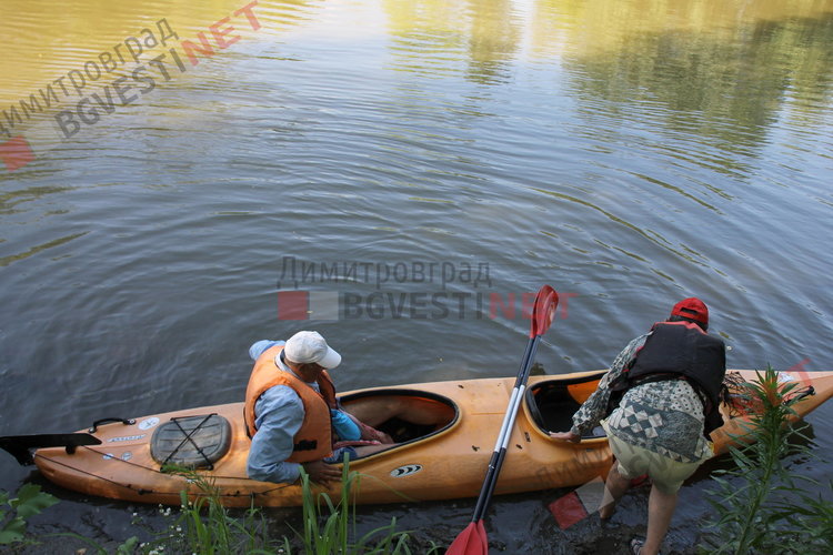 Гребци пътуват  по Марица от Димитровград до Свиленград