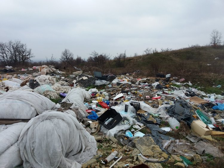 Три незаконни сметища в Хасково вече са разчистени