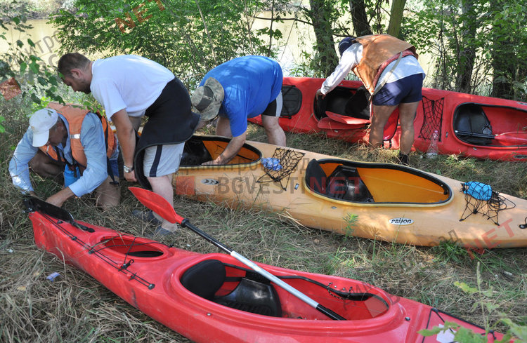 Гребци пътуват  по Марица от Димитровград до Свиленград