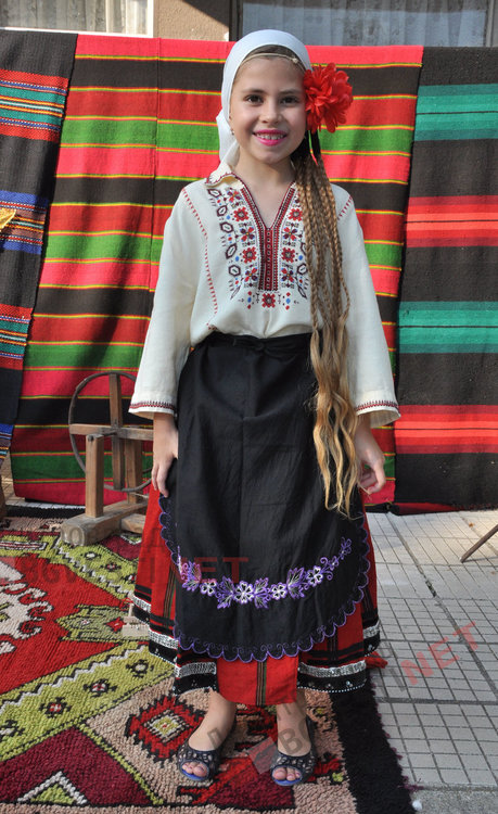 Шарени черги и старинни занаяти показаха в село Брод