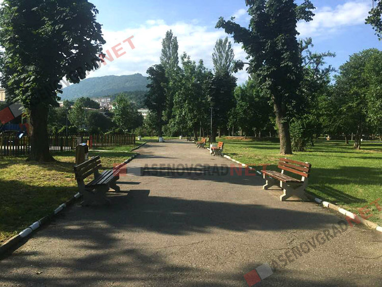Слънчева и гореща неделя, жълт код в почти цялата страна