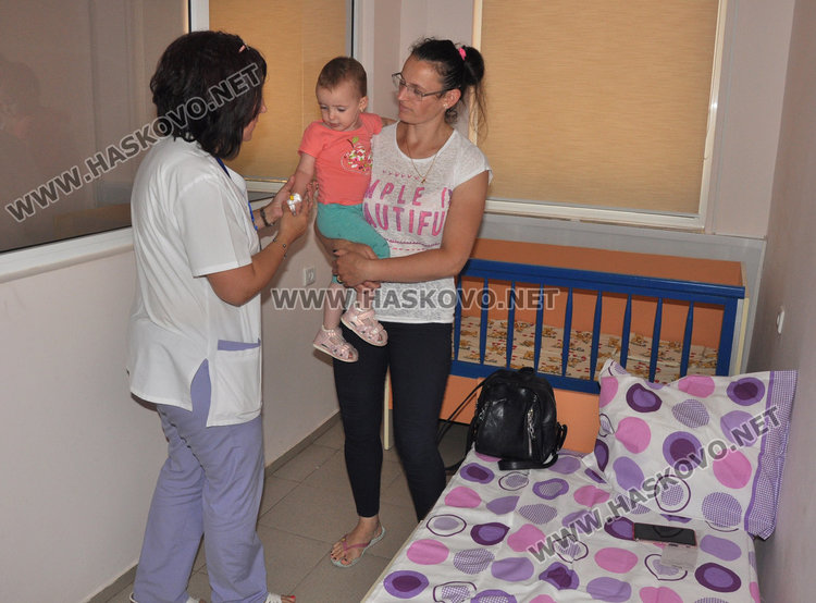 С дарение за 33 000 лева обзаведоха ремонтирания първи етаж на Детско отделение