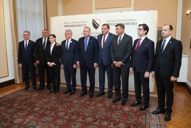 Борисов към сръбския премиер: Толкова ви обичам, нищо не съм рекъл